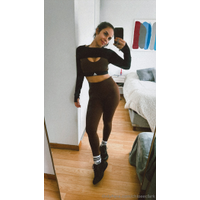 1179x2096_764f075ea45d5aeca090304d4838bd21-UzAJ3EBh.jpeg