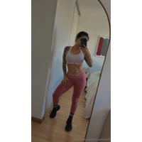 1179x2096_e2c7a9f96211657effd83159df8a5b07-ficS39FL.jpeg
