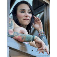 1536x2048_5dd88c82393fd126a3c058bb9945e582-qk6ukVZs.jpg