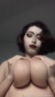 19f3a87e-7d1d-455e-a6d1-7afed8070018-NOUU5tEx.mp4
