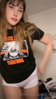 2066170-e3bd3a42d2d27d78a58c75c542bf5d52-cnnzqn2O.mp4