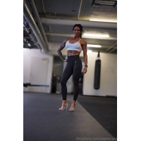 3840x5760_a5ae05cfa981cf7aea81794f5ab6bca8-NyE2cd4E.jpg