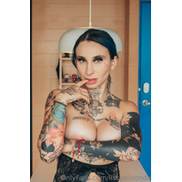 3840x5761_092a3e1b01cf806d20f467fd680f2533-X9O6m7W3.jpg