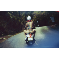 Motobox_17-AcxRx9ILQ0UrUoXbjM8yh9ln4OM8aTDN.jpg