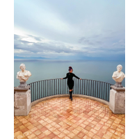 cynthialeu_1701298302_3247047962563236578_5266830-mDkZWNK4.jpg