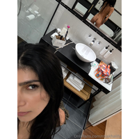 miakhalifa_2026-03-06_4335070922-PB9FdMX2.jpg