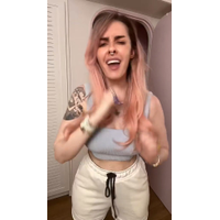 tiktok_karenbachini_7121074655246454021.mp4_snapshot_00.07.362-5t1IvU5H.jpg